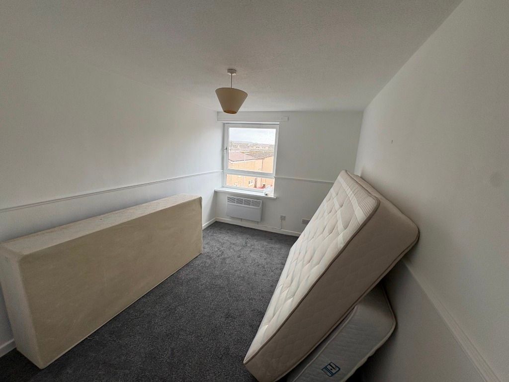 Additional image 11 of 2 bed flat to rentAbbotsford Drive, Grangemouth, Falkirk FK3