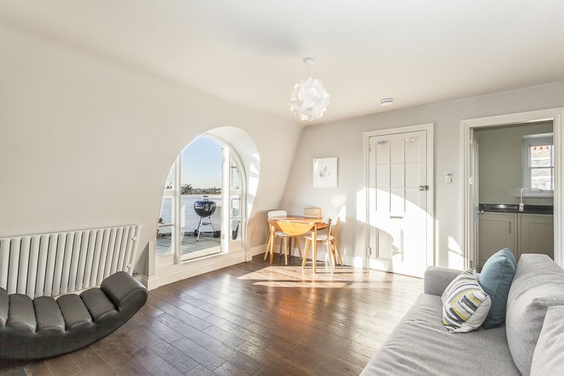 Property photo 2 of 9 The Paragon 12 F6...