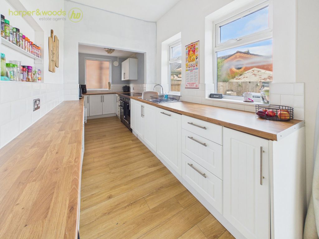 Property photo 3 of 48