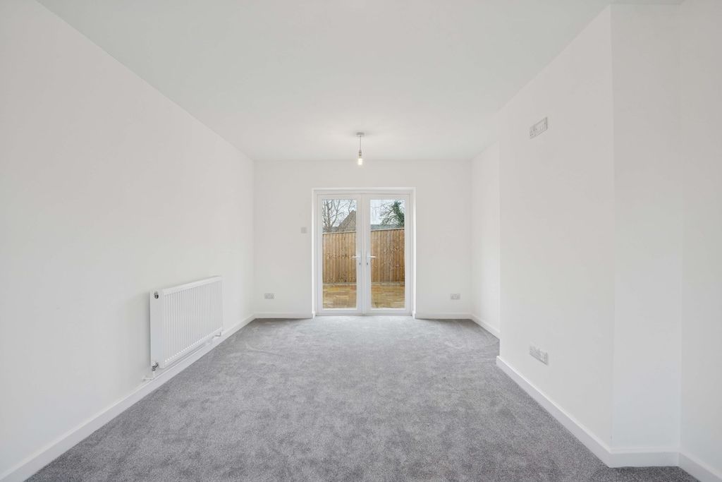 Property photo 3 of 13 Reception Room