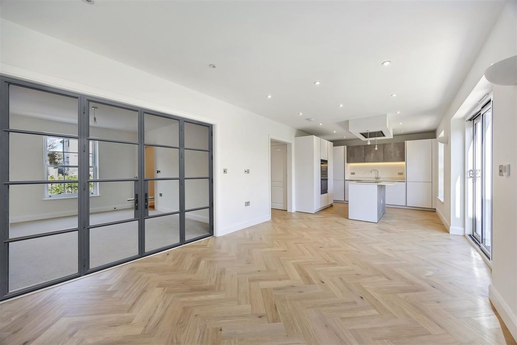 Property photo 2 of 16 Sketch_Ph16_6461826_.Jpg