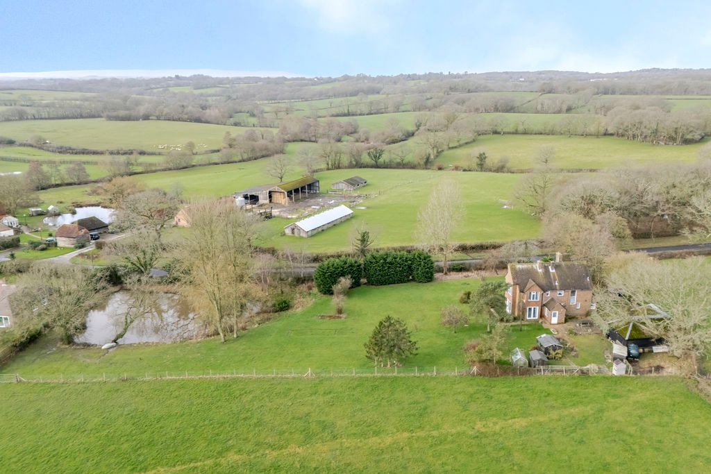 Property photo 2 of 21 Photo 3