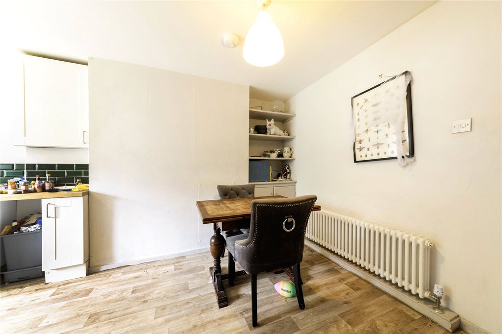 Property photo 3 of 15 Picture No. 20