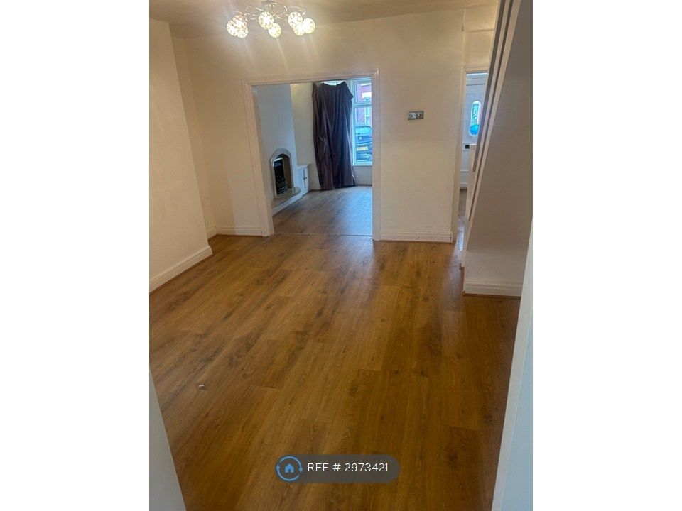 Property photo 1 of 15 Dinning