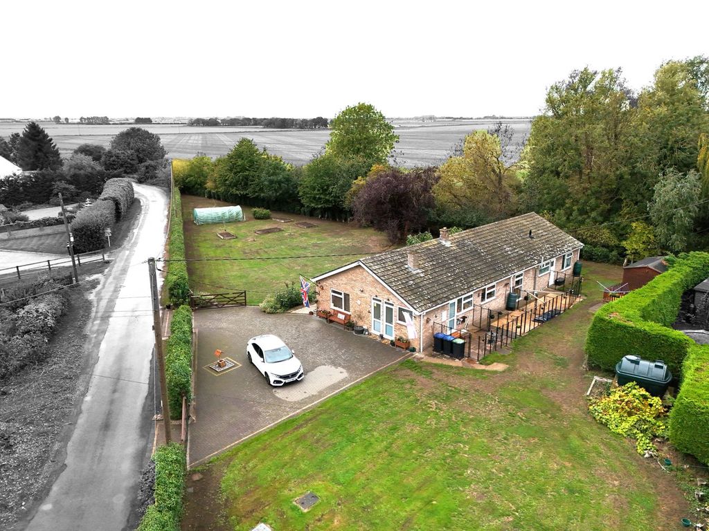 Property photo 1 of 40