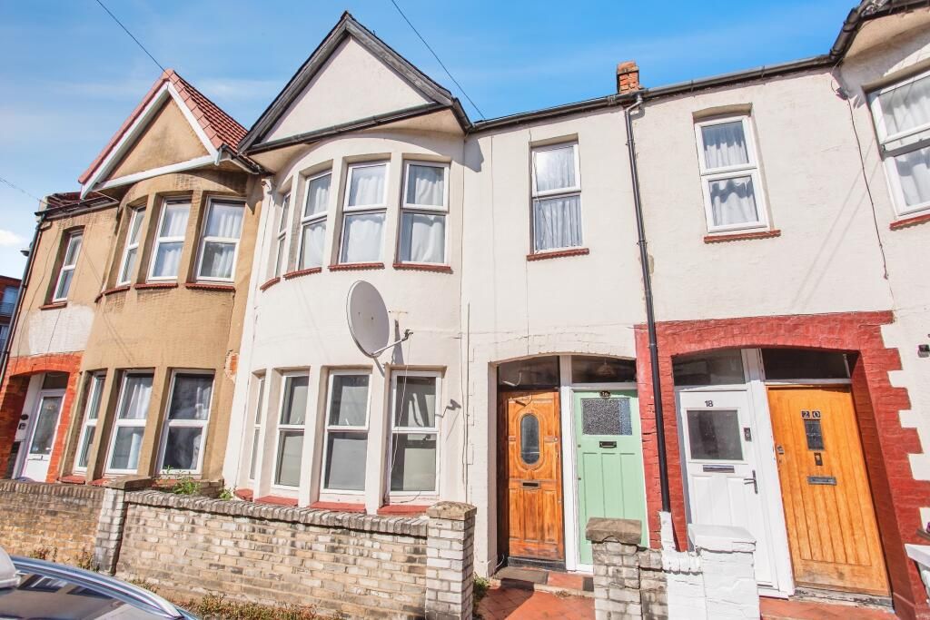 Property photo 2 of 17