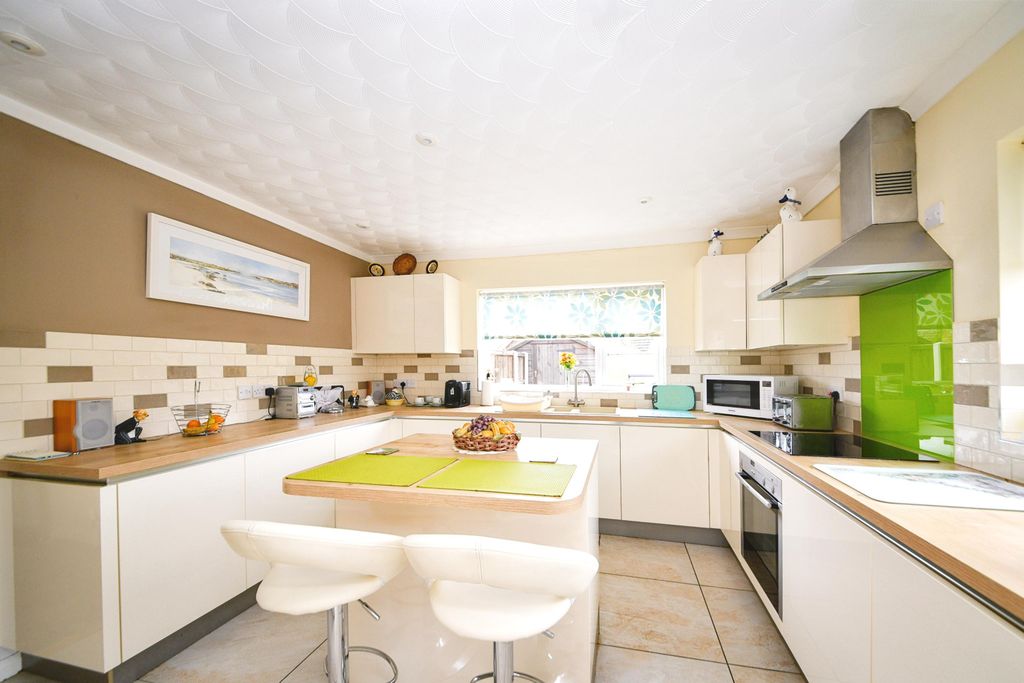 Property photo 3 of 17 Photography