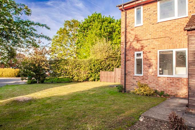 Property photo 2 of 9