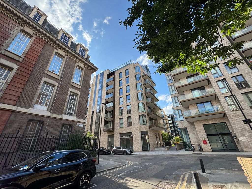 Property photo 1 of 20