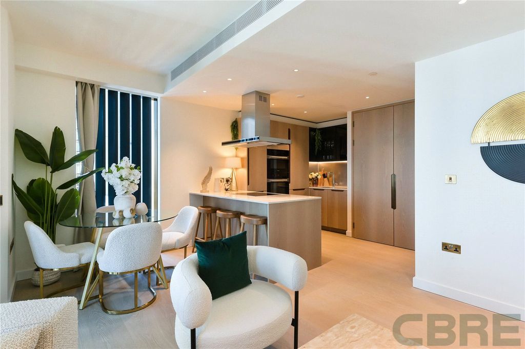 Property photo 2 of 25 Picture No. 05