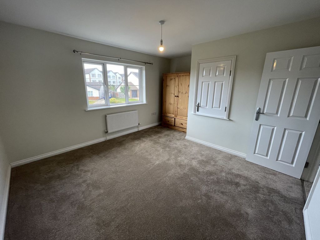 Additional image 11 of 2 bed terraced house to rentCampion Crescent, Reayrt Ny Keylley, Peel, Isle Of Man IM5