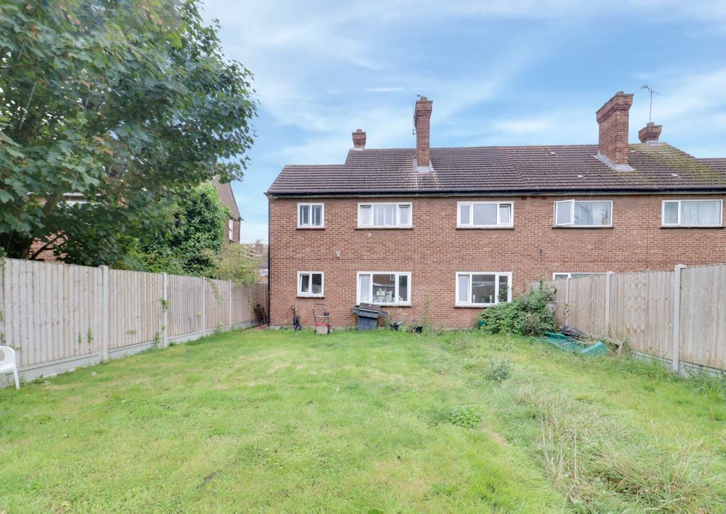 Property photo 2 of 15