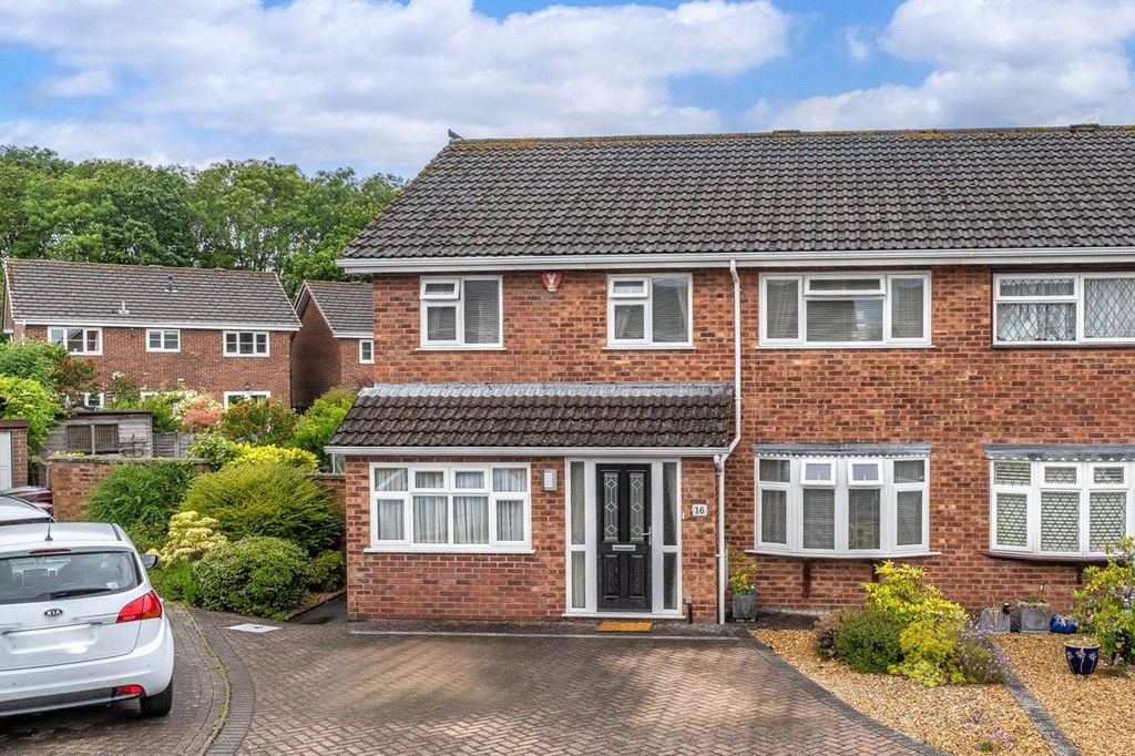 Property photo 1 of 43 Picture No. 66