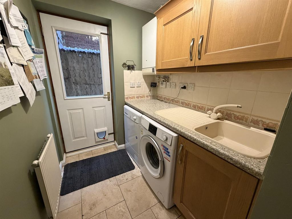 Additional image 13 of 4 bed property for salePreston Drive, Daventry NN11