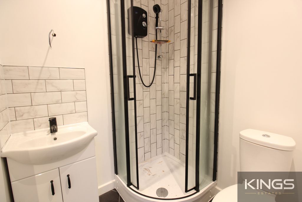 Property photo 1 of 3