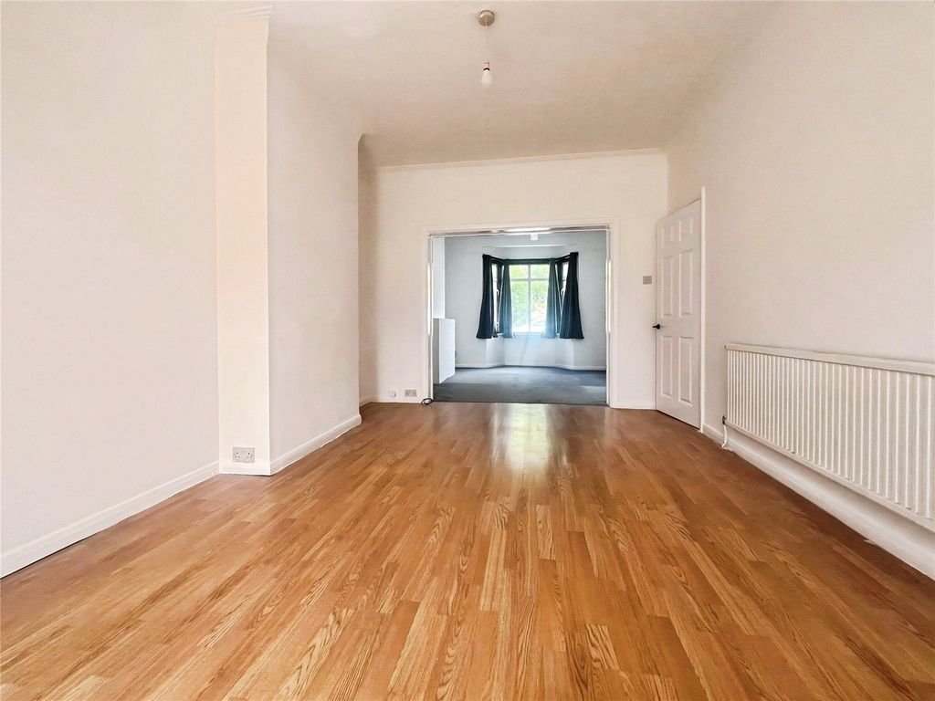 Property photo 3 of 11 Picture No. 22
