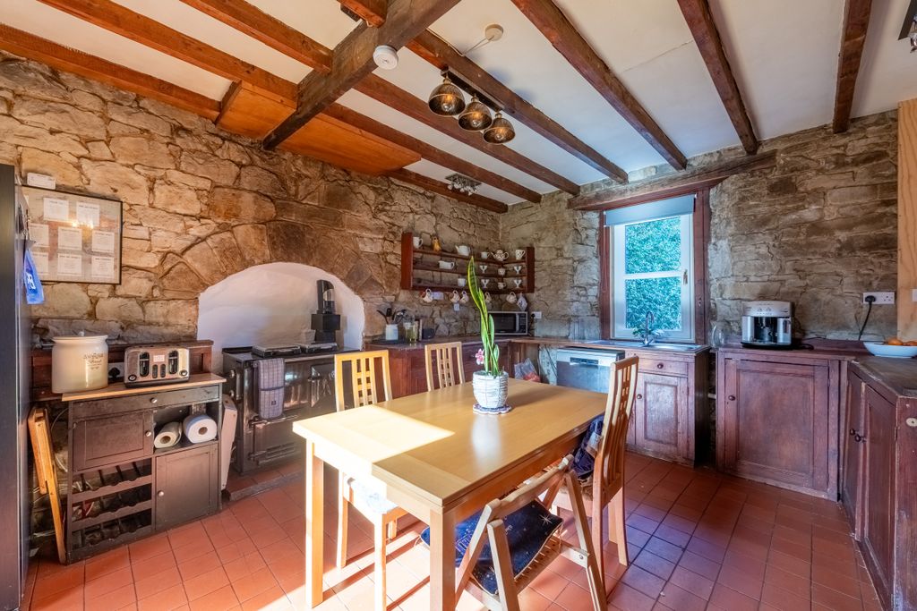 Property photo 2 of 49