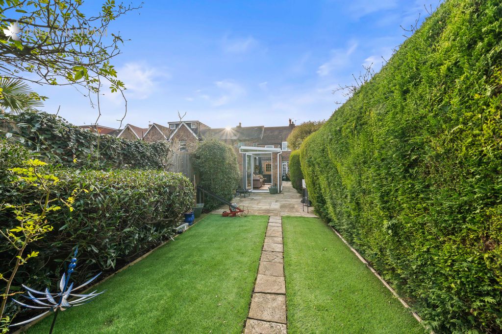 Property photo 2 of 18 Dsc02039