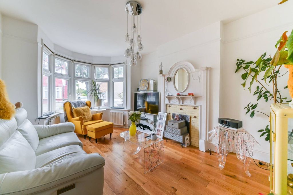 Property photo 1 of 19