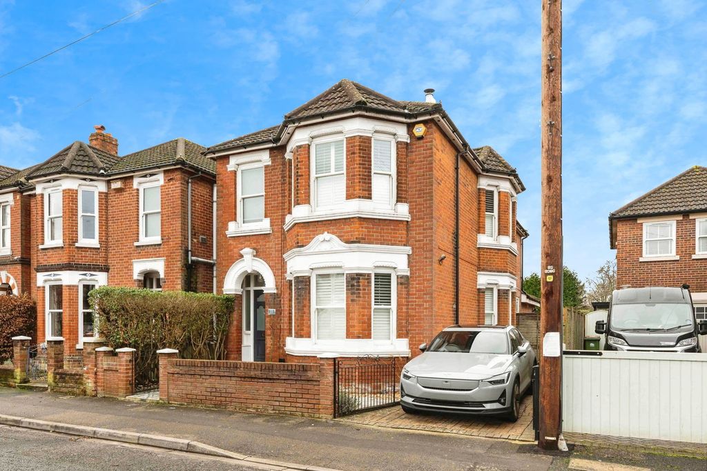 Property photo 2 of 49