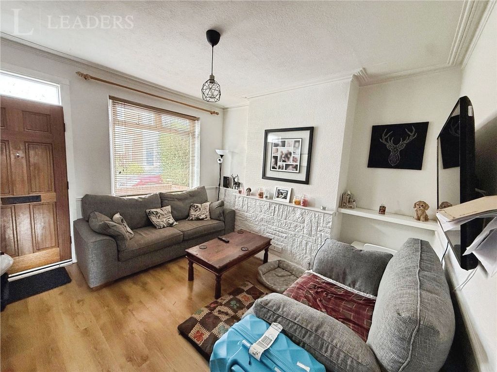 Property photo 2 of 10 Pbox-Img.Jpg