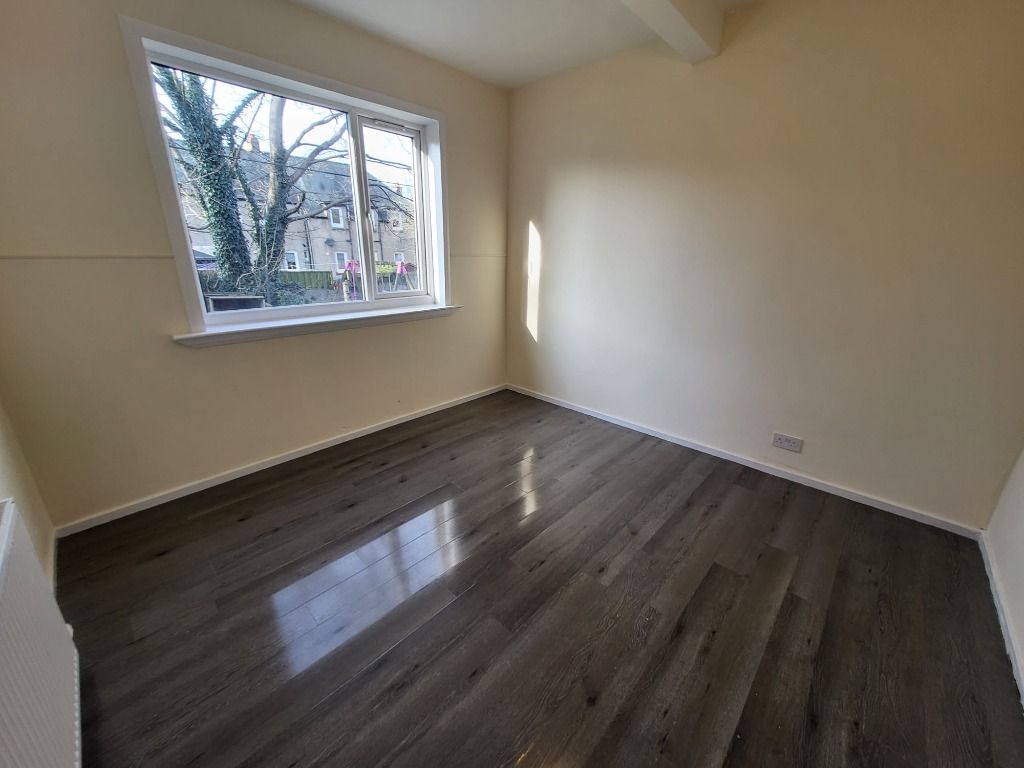 Property photo 3 of 9 Photo 3