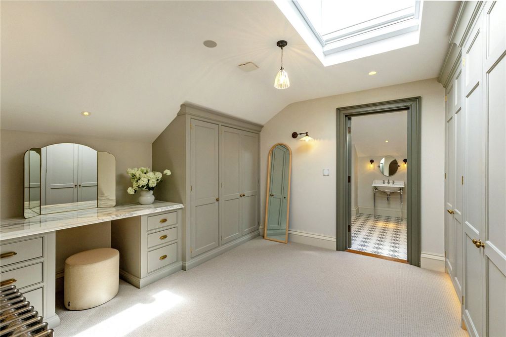 Additional image 28 of 6 bed detached house for saleChurch Gate, High Street, Edlesborough, Buckinghamshire LU6