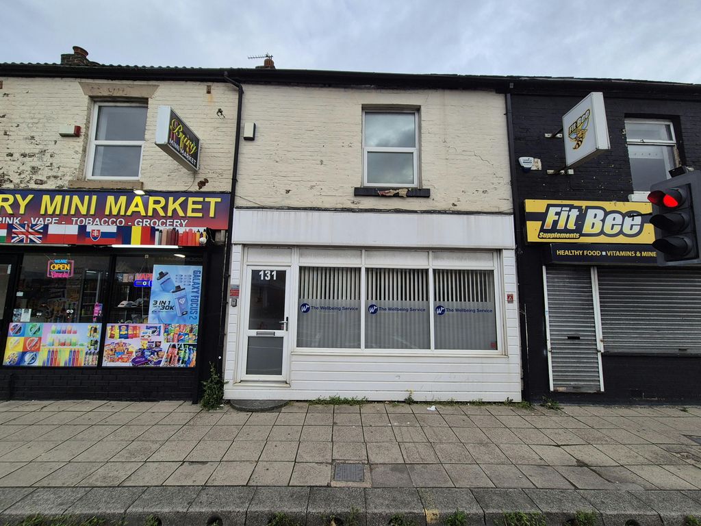 Property photo 1 of 7 Front