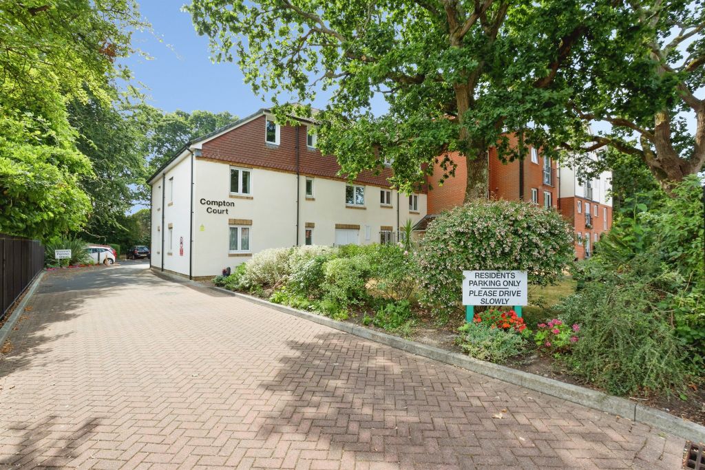 Property photo 1 of 18