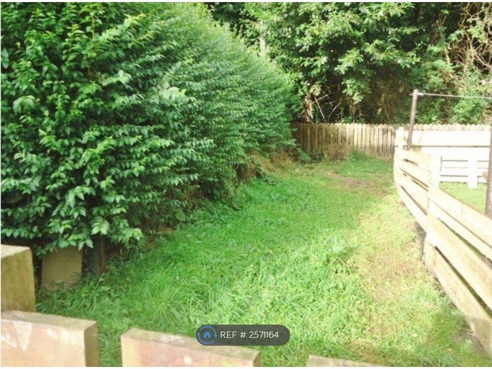 Property photo 2 of 8 Back Private Garden