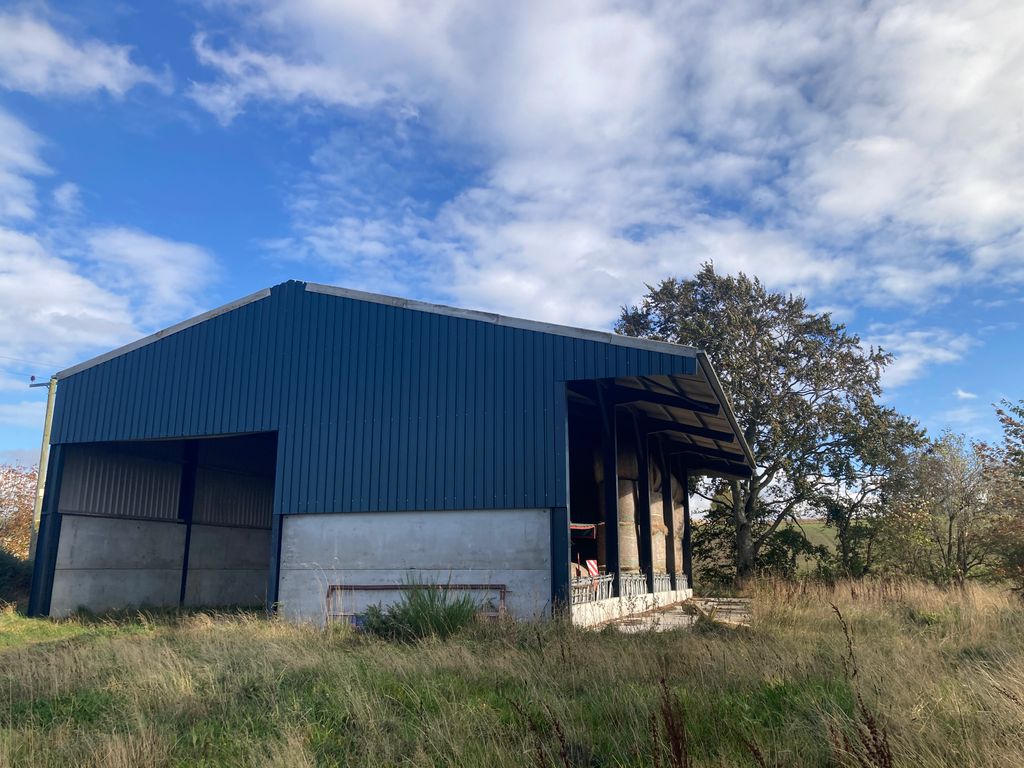 Property photo 1 of 6