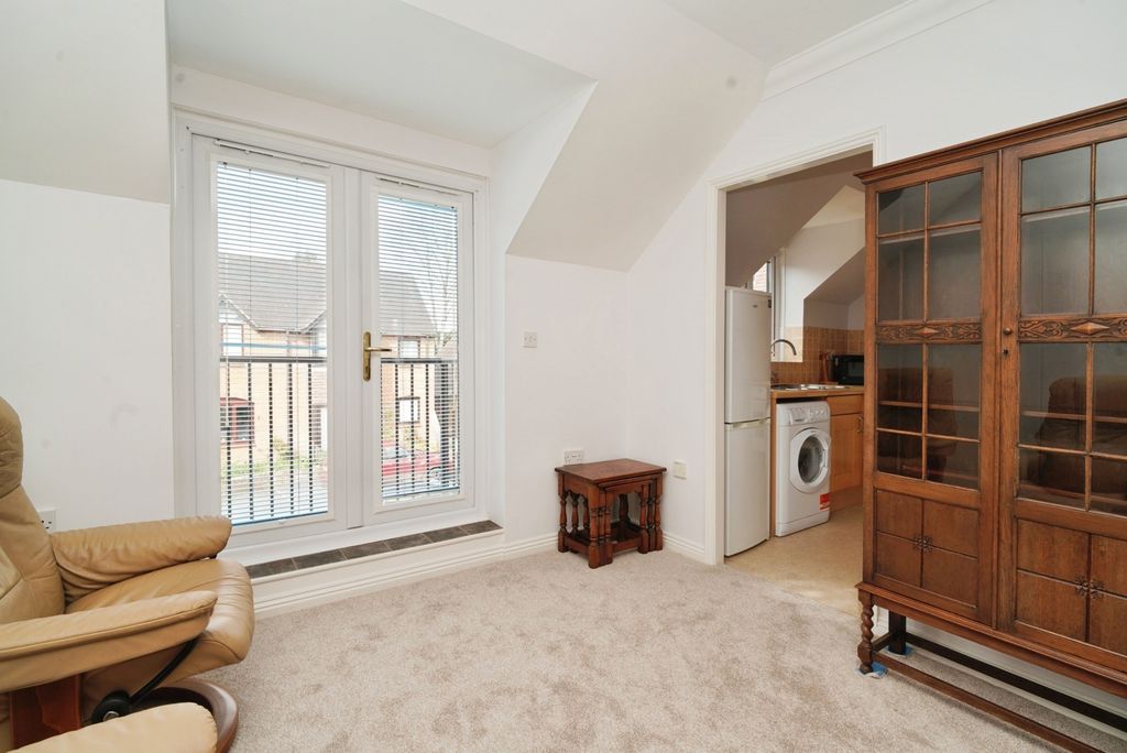 Property photo 3 of 13 Photo