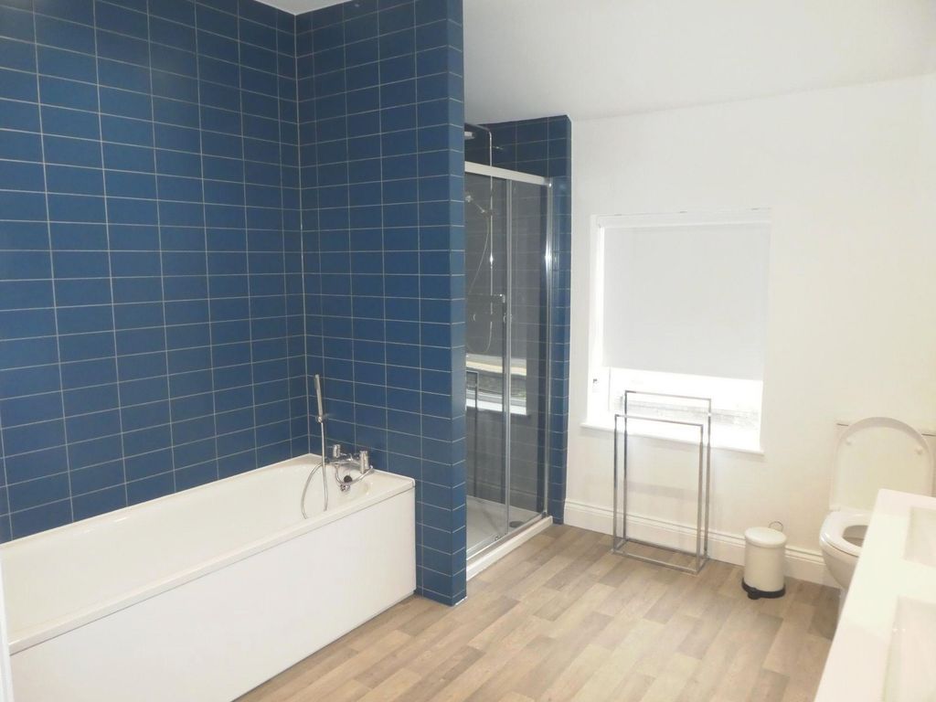 Property photo 1 of 18 Photo 19