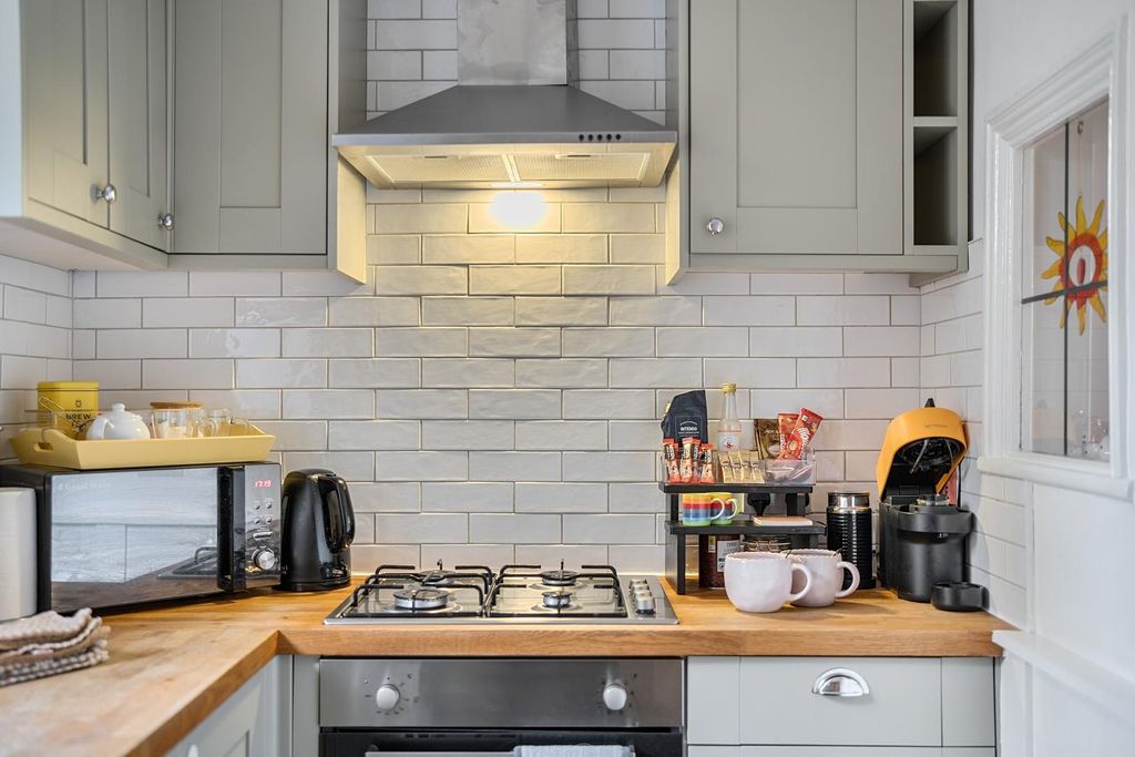 Property photo 3 of 14 Lifestyle Kitchen.Jpg