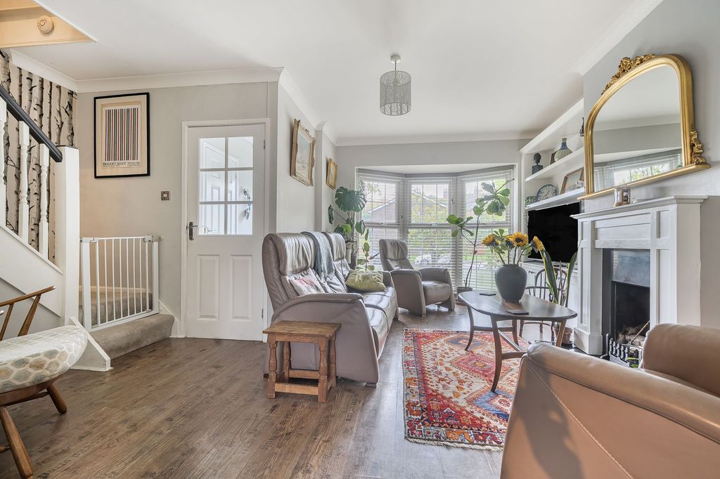 Property photo 3 of 19