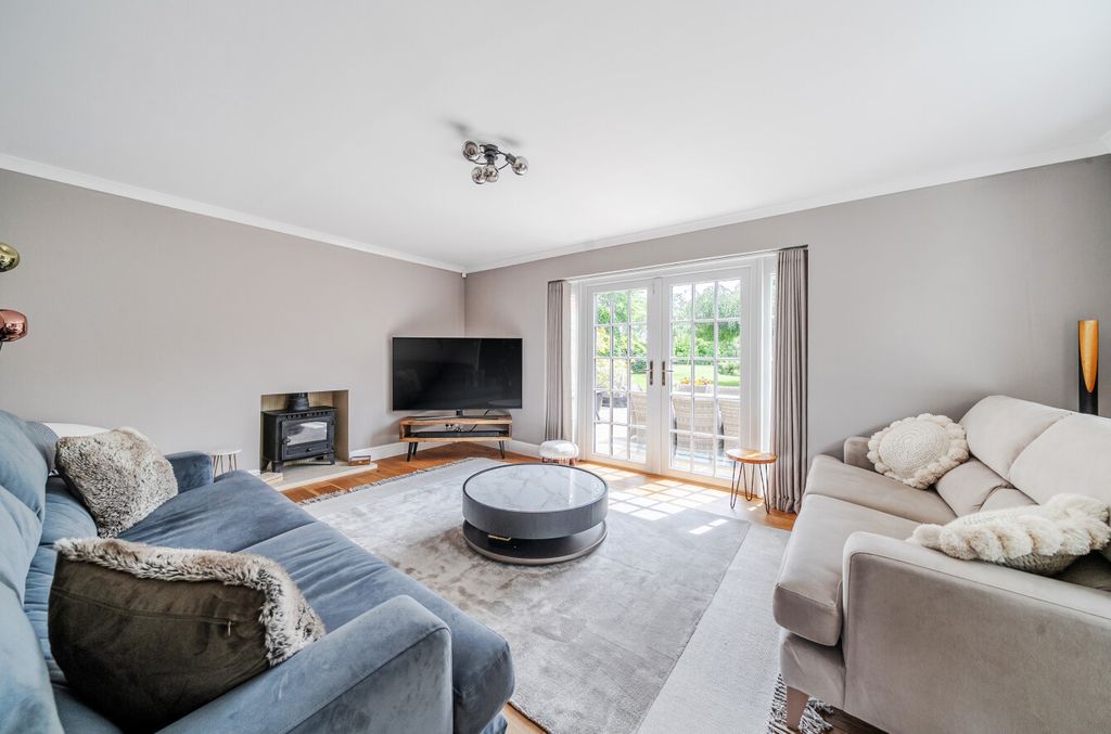 Property photo 3 of 32 1469922-13-6A306E...