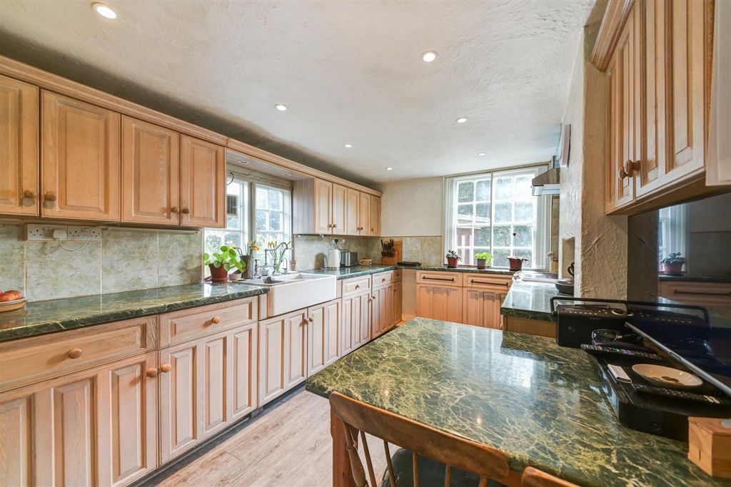 Property photo 3 of 27 Saddlecombe Cottage  (12).Jpg