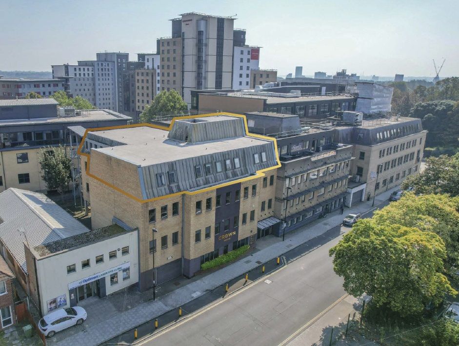 Property photo 1 of 7 Photo 3