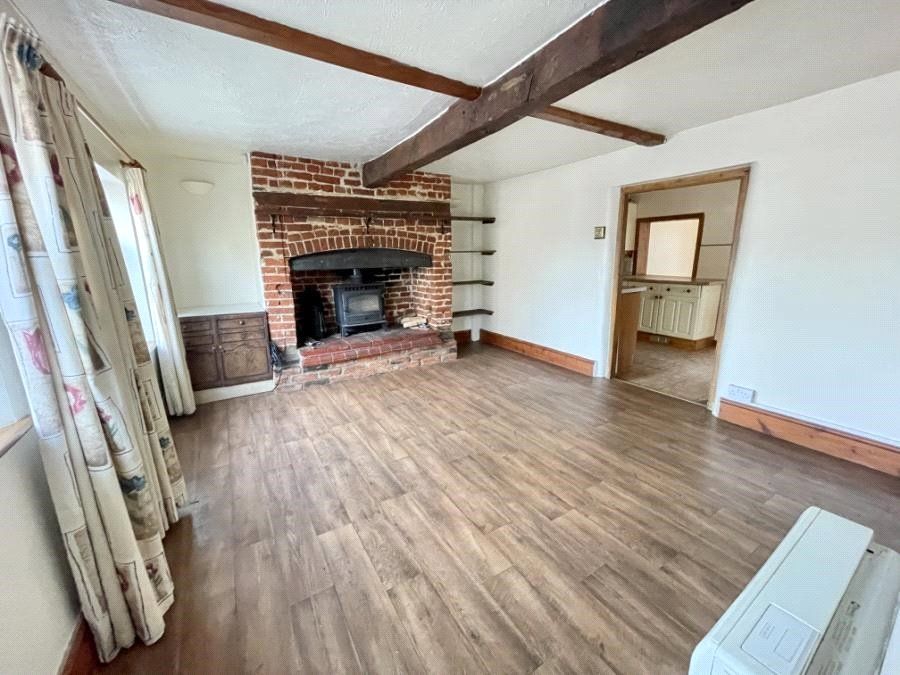 Property photo 2 of 14 Lounge