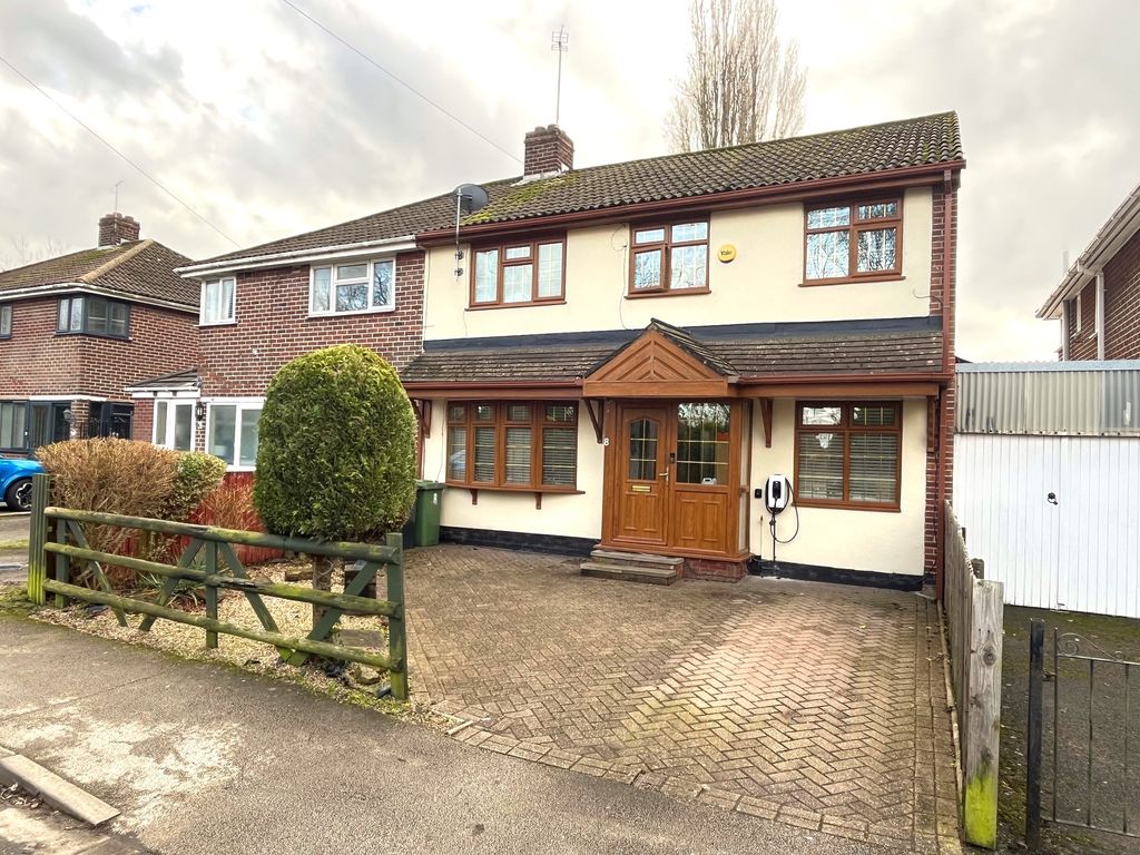 Property photo 1 of 18 Front