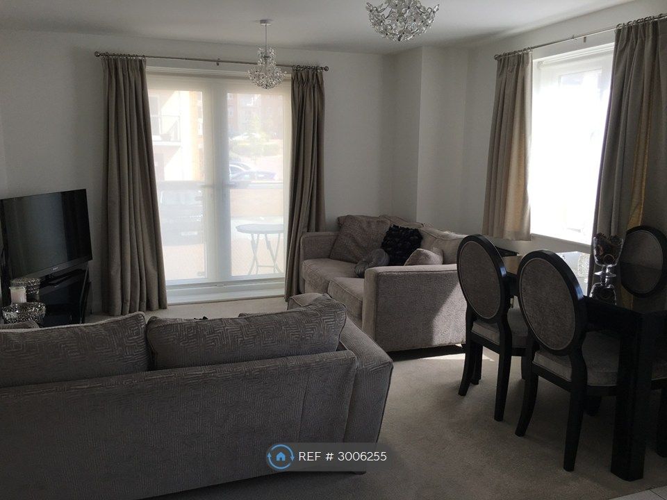 Property photo 3 of 11