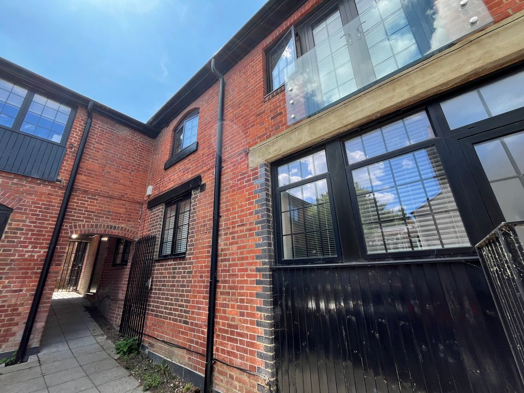 Property photo 1 of 6 Img_4894