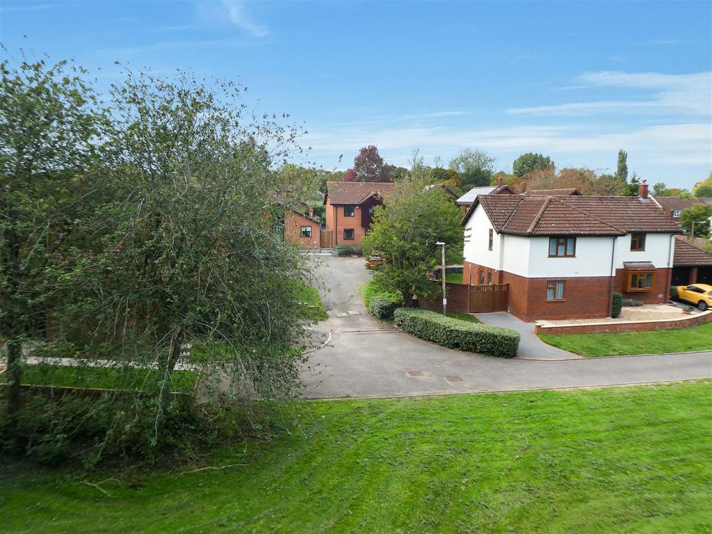 Property photo 3 of 27 1100126.Jpg