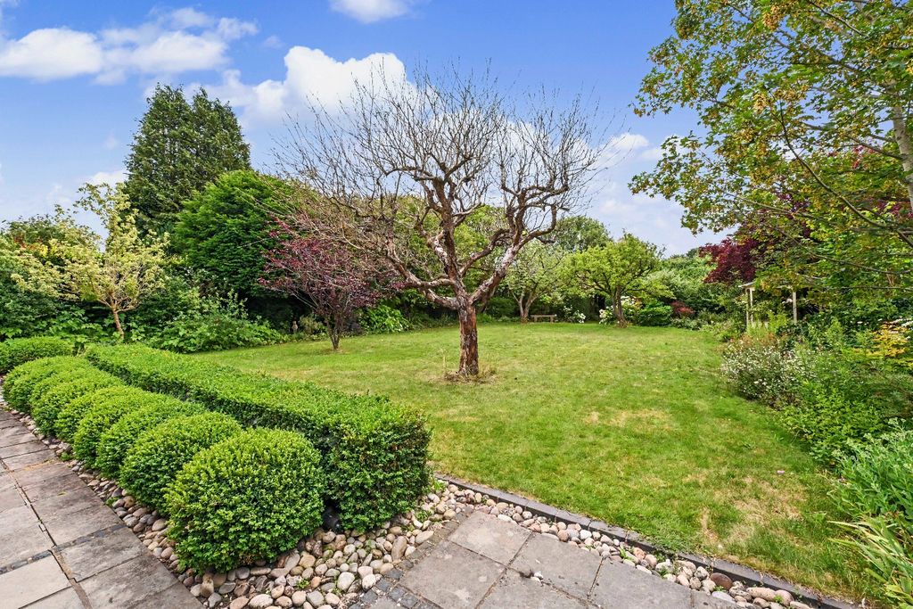 Property photo 2 of 26 5298712