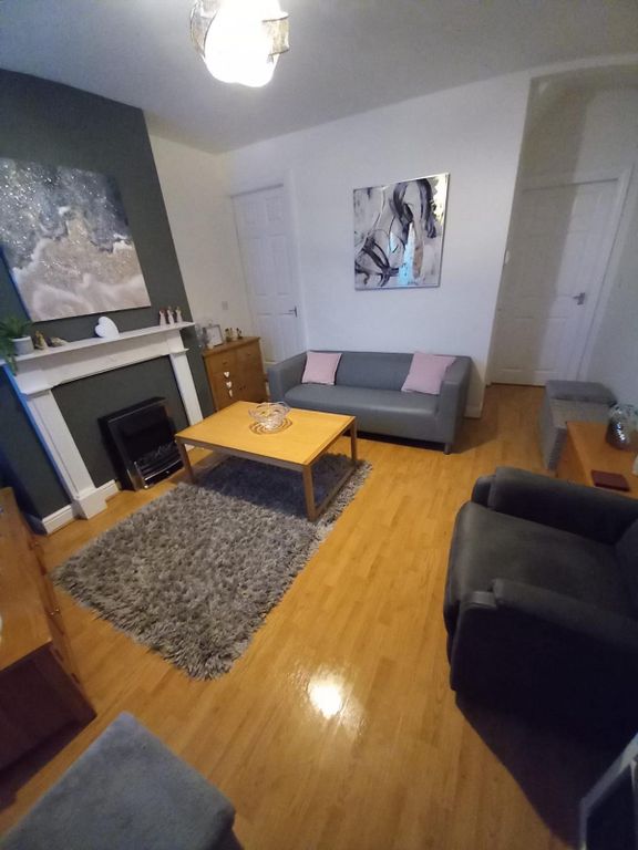 Property photo 2 of 7