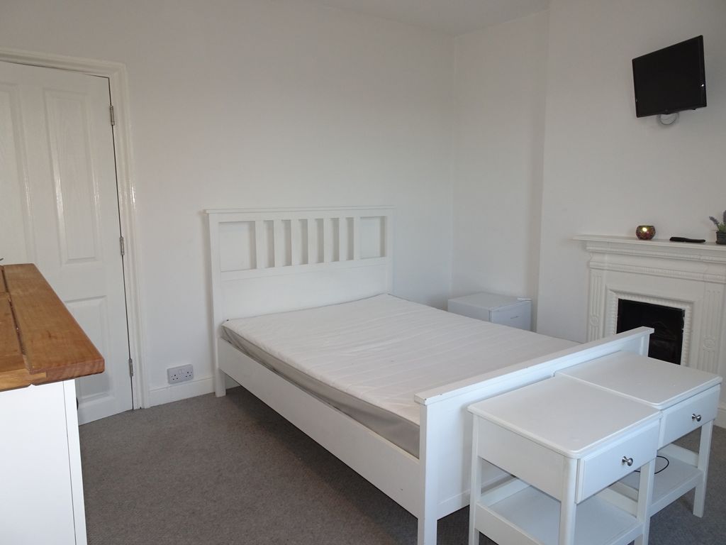 Property photo 3 of 9 Image