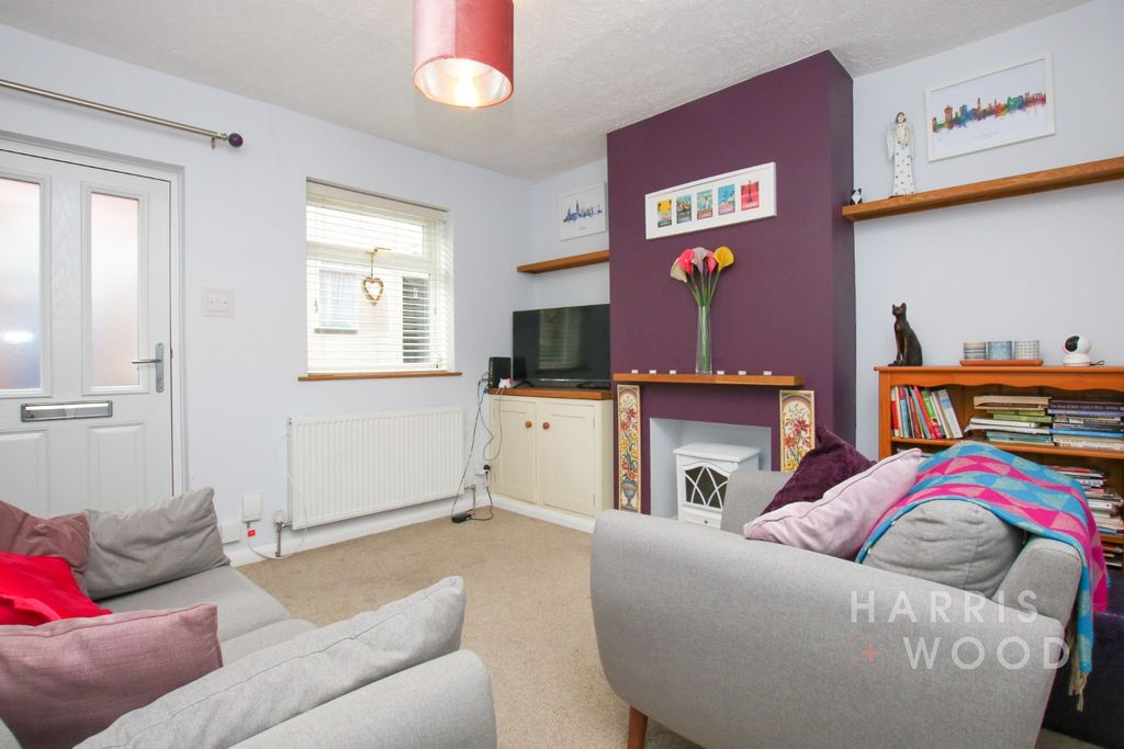 Property photo 2 of 13 4090862