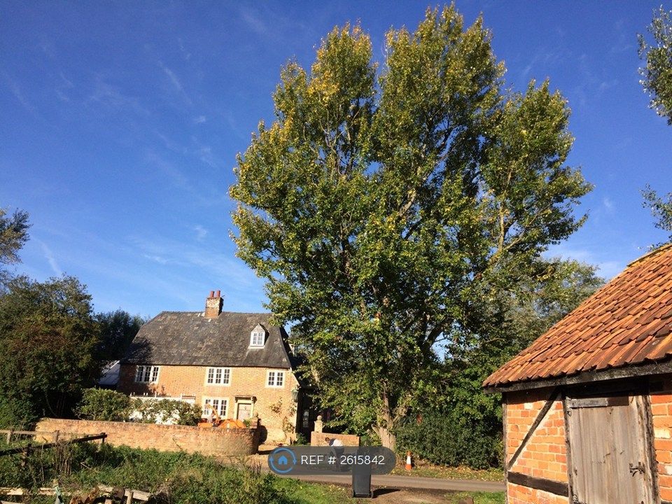 Property photo 1 of 9 Farmhouse