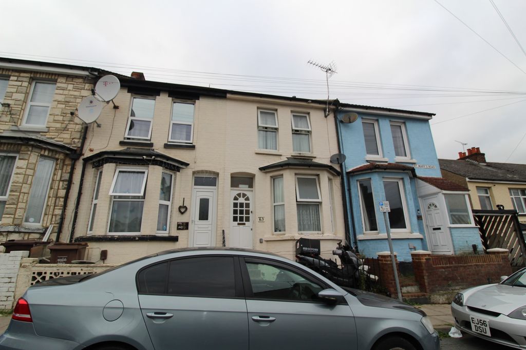 Property photo 1 of 6