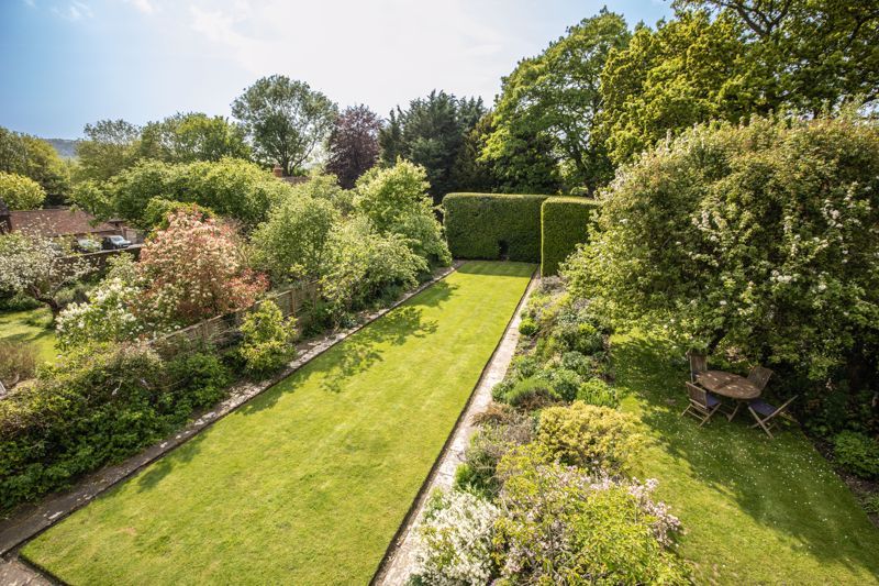 Property photo 2 of 45 Photo 67